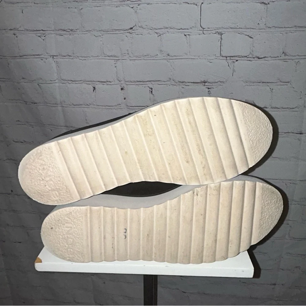 Vince Zola Slip-On‎ Loafers women’s size 8.5 - Picture 4 of 10